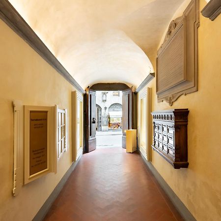 Tg - One Bedroom Luxury Apartment In The Fashion District Florence Exterior photo