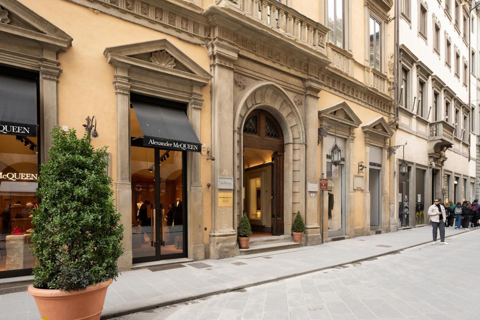 Tg - One Bedroom Luxury Apartment In The Fashion District Florence Exterior photo